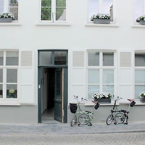 B&B Alphabet - Luxury Guesthouse And Art Gallery